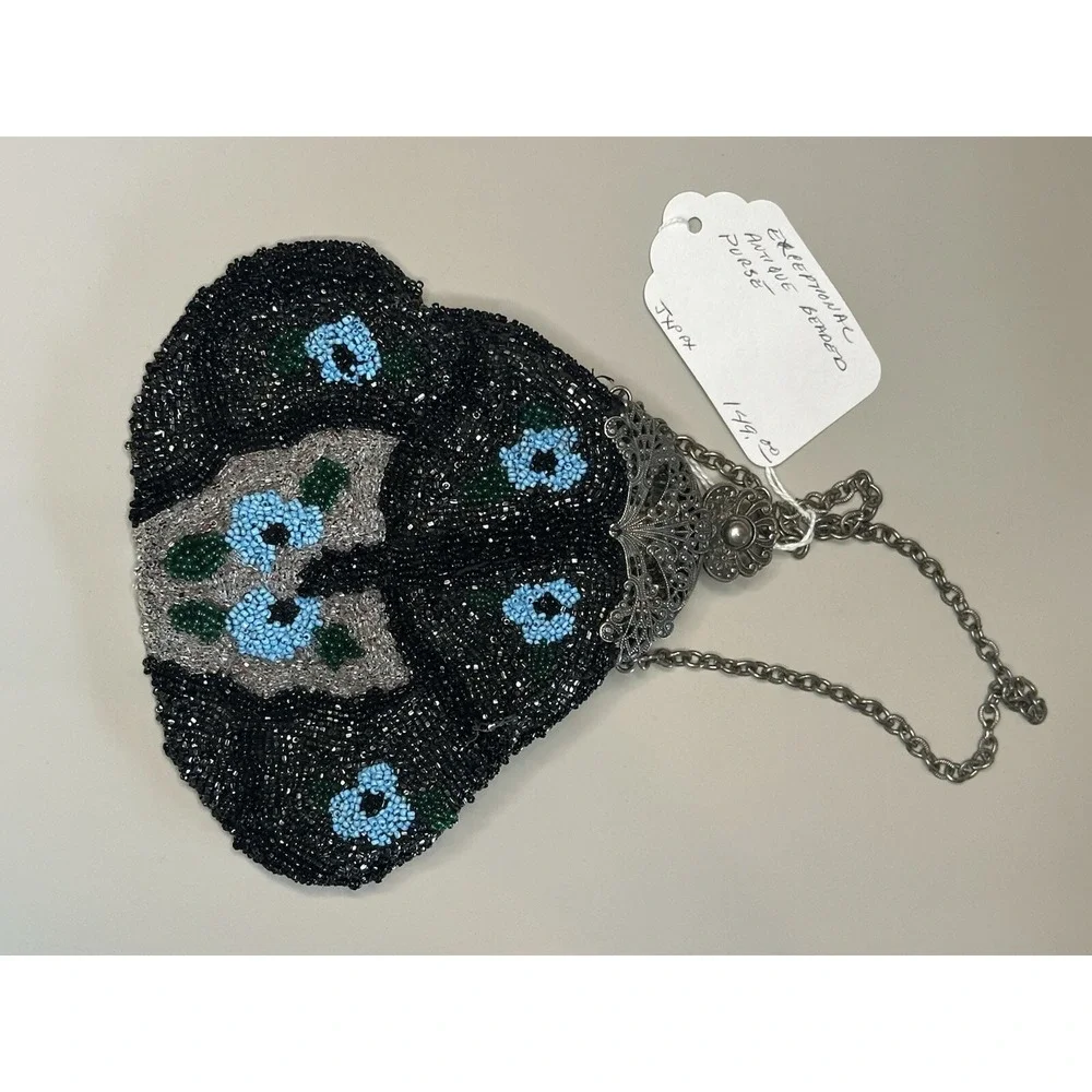 Beautiful Antique Beaded Bag With Gorgeous Silver Filigree Clasp.